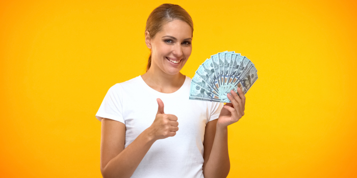 GERIAUSIAI APMOKAMI DARBAI 2026: TOP 10 Lietuvoje ir pasaulyje